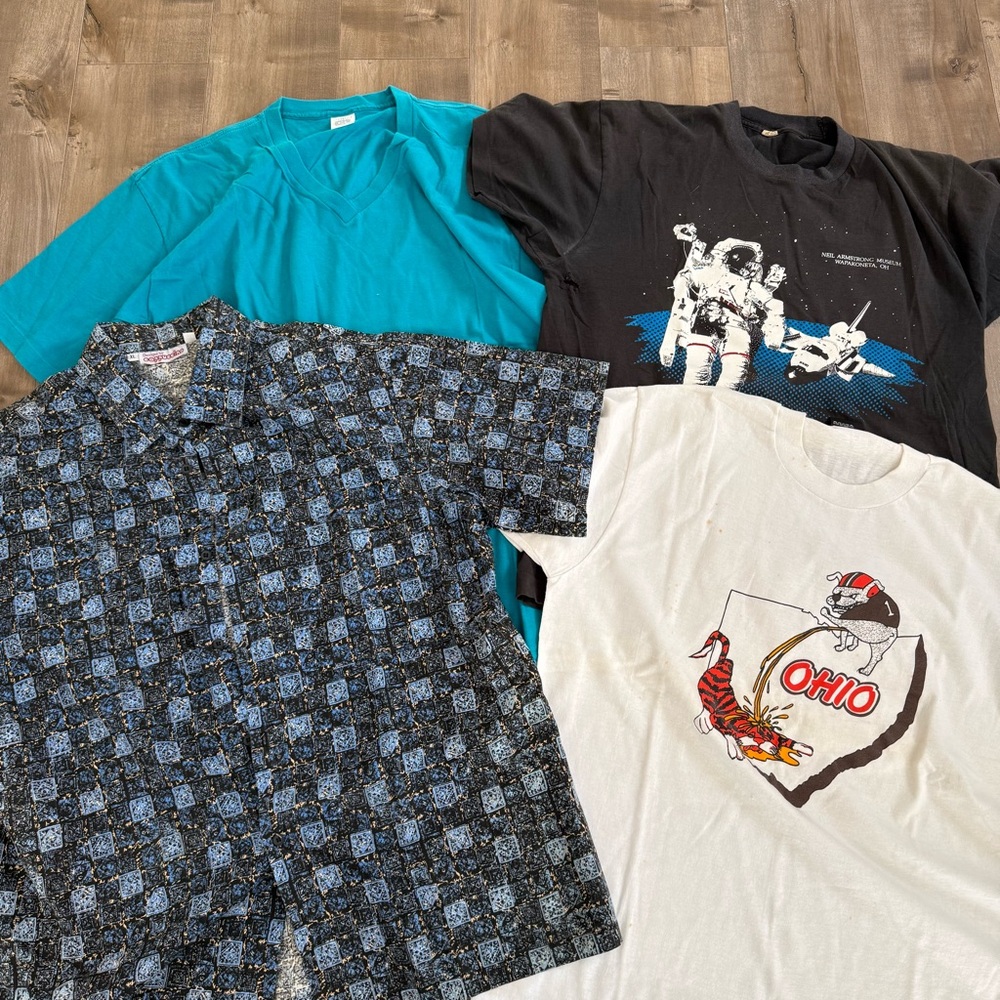 Vintage Lot of 4‎ Short Sleeve Shirts Men XL NFL Neil Armstrong Cappuccino READ